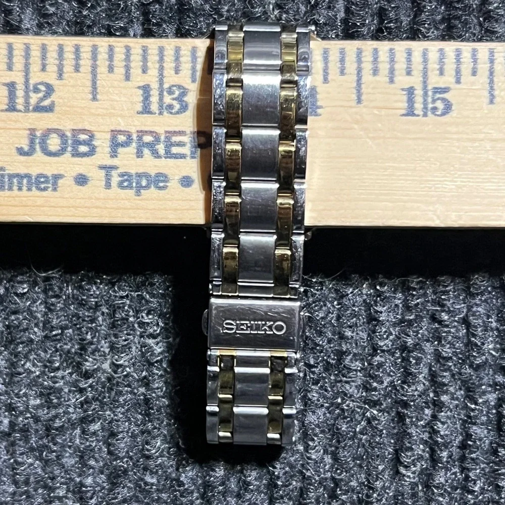 Seiko Kinetic Watch Mens OS Silver Gold Two Tone 5M62-0B20 Date Roman Numeral